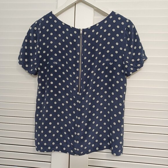 J Crew Blouse 100% Silk Dark Navy Blue Polka Dot Back Zip Size 2 - Picture 8 of 9